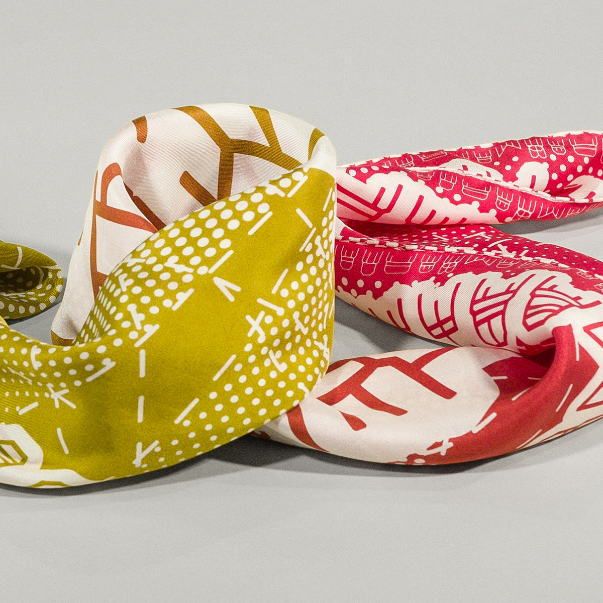 Rich Gold Rapture Rose